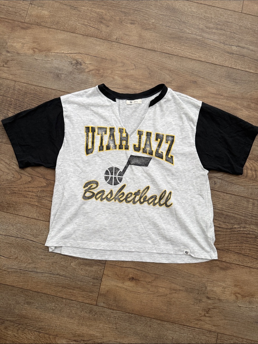 47 Utah Jazz Short Sleeve Crop Tee - Gray & Black with Logo size Small
